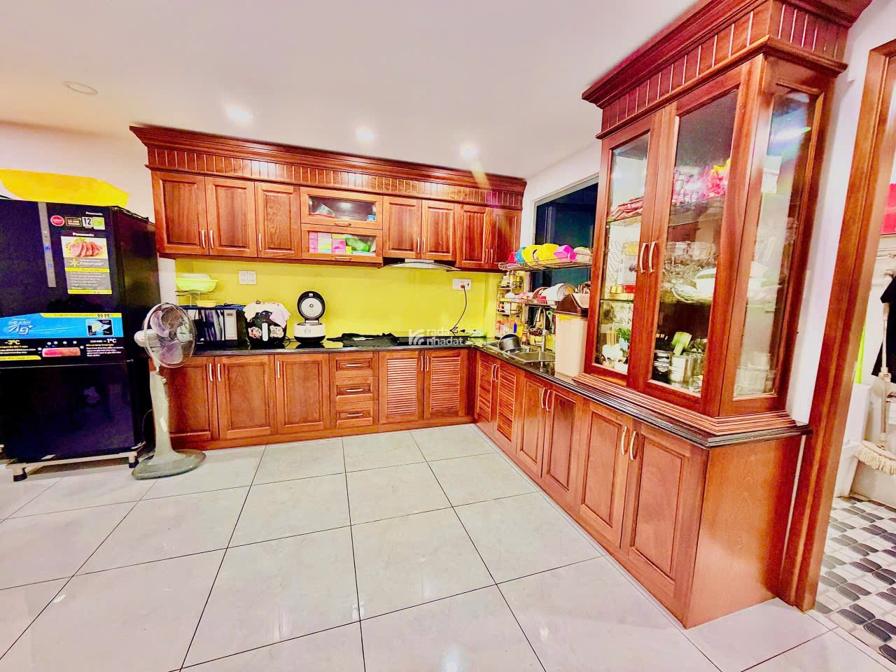  NHÀ ĐẸP 5 TẦNG FULL NỘI THẤT GỖ ĐỒNG KỴ HXH Đặng Lộ, Phường 7, Quận Tân Bình CHỈ 16 TỶ