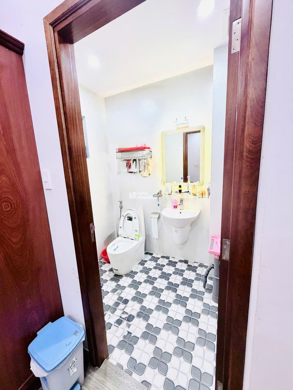  NHÀ ĐẸP 5 TẦNG FULL NỘI THẤT GỖ ĐỒNG KỴ HXH Đặng Lộ, Phường 7, Quận Tân Bình CHỈ 16 TỶ