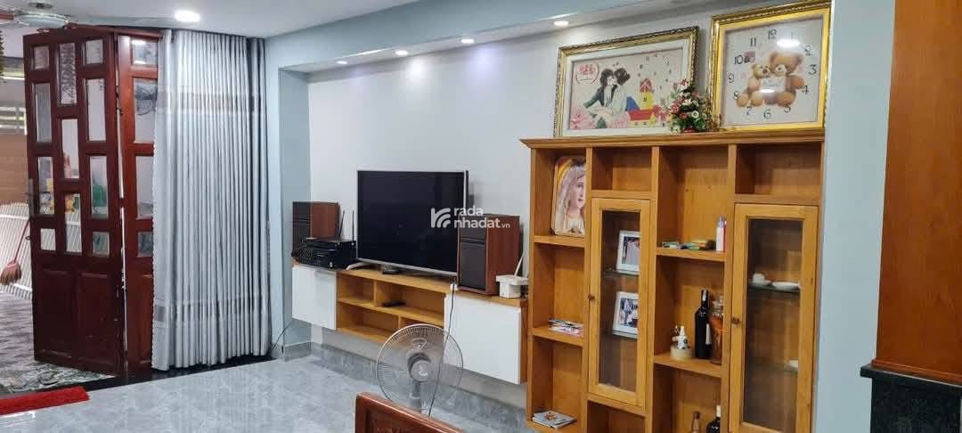 Bán nhà ĐẸP ngay Gigamall ngang gần 5M 105M2 sát Phạm Văn Đồng 7.4 tỉ