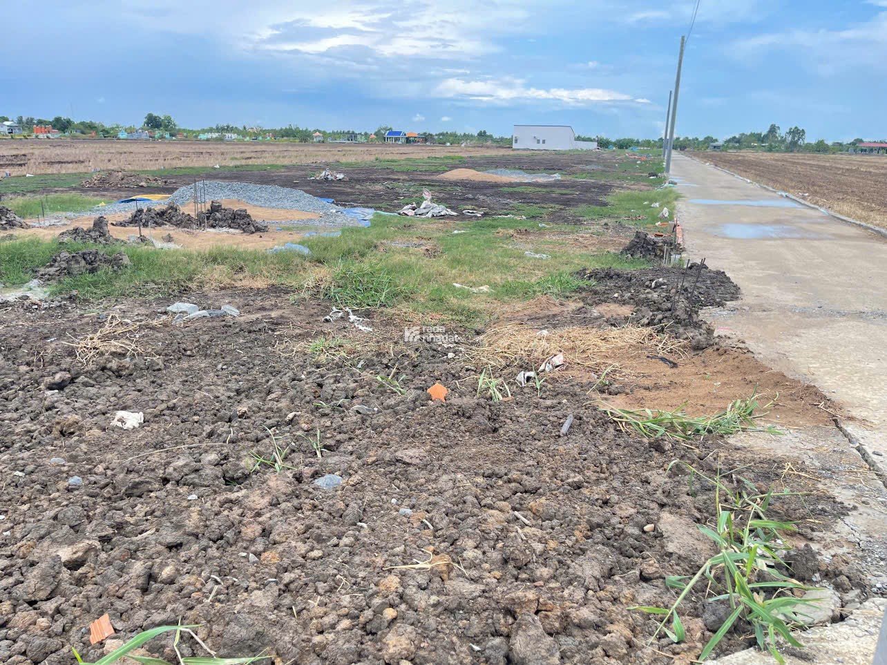 Bán đất MT QL50, 100m2 5x20m.Giá 600triệu. TP Gò Công.SHR sang sổ ngay