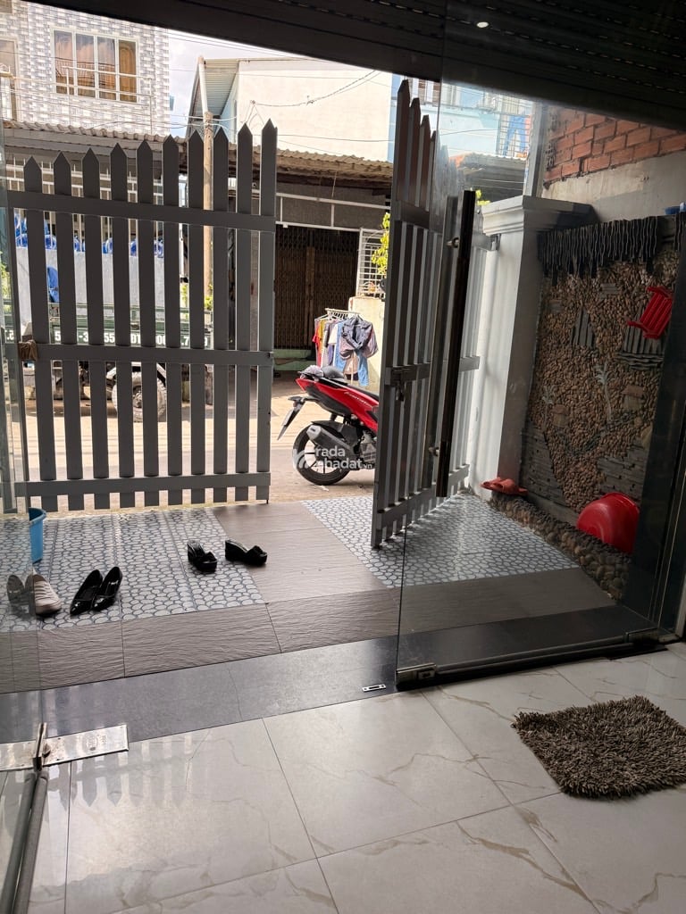 NHÀ MỚI Ở NGAY 4 TẦNG HẺM XE HƠI MÃ LÒ, SÁT MẶT TIỀN 