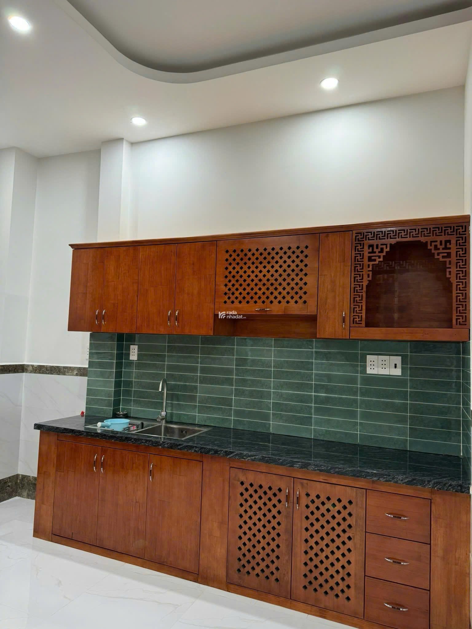 BÁN NHÀ 102m2 HXH Điện Biên Phủ Q3 - 16 tỷ 