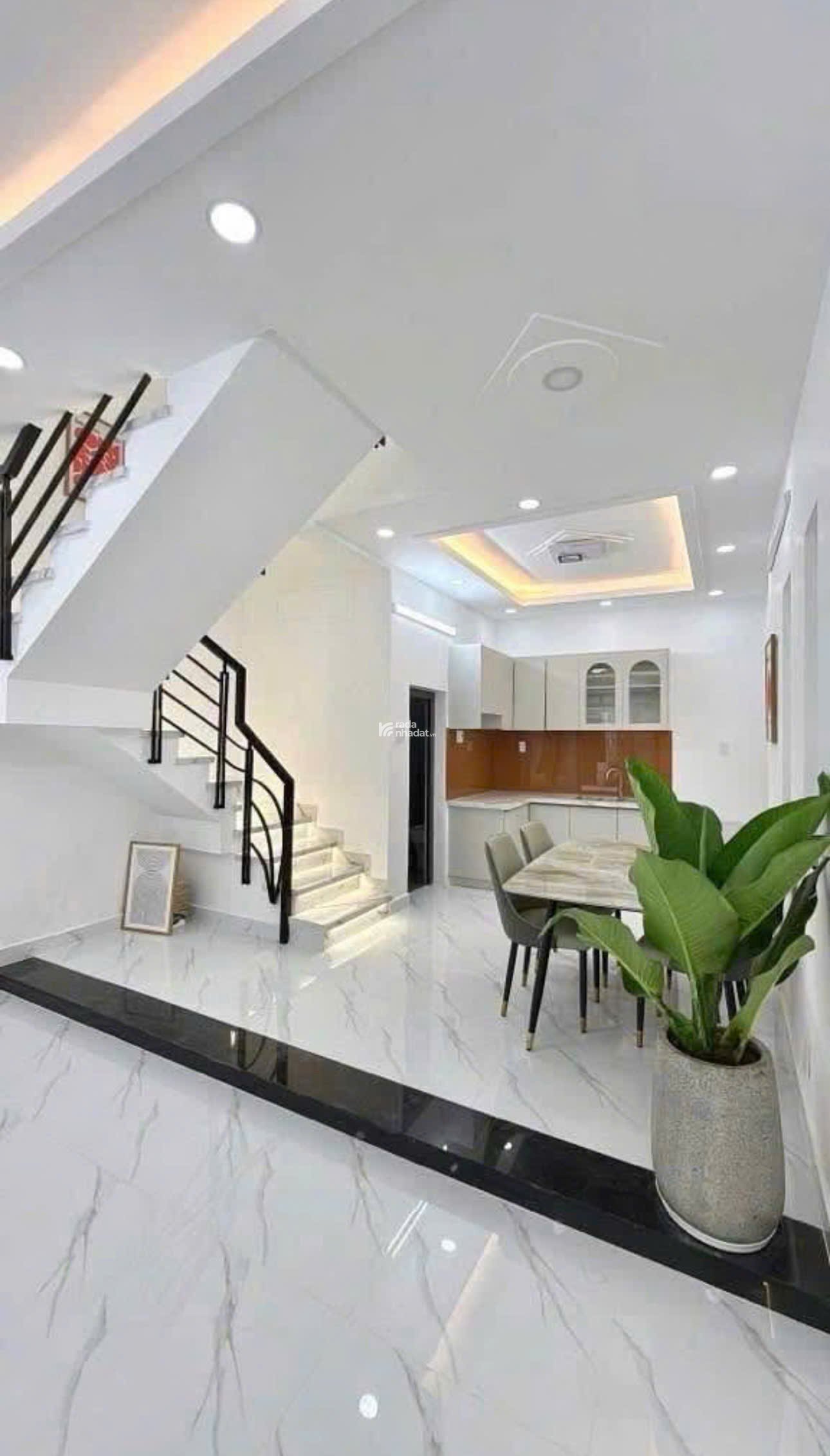 BÁN NHANH CĂN NHÀ LÝ THƯỜNG KIỆT, GÒ VẤP/ 56,5M2/ GIÁ CHỈ 4 TỶ 550TR/ SANG TÊN NGAY/ HẺM OTO