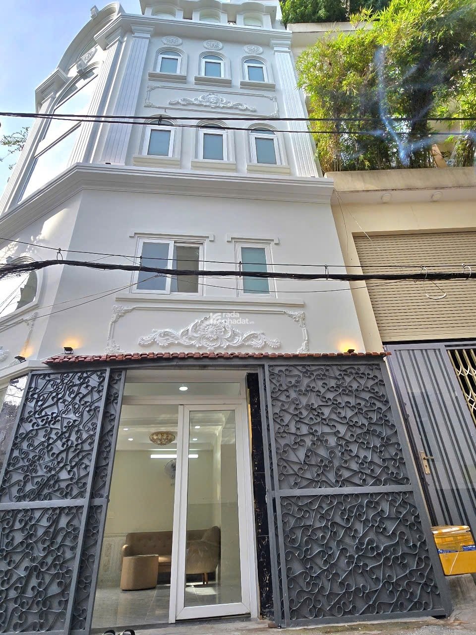 Nhà Hẻm 8m Ngay Nơ Trang Long-Trần Quý Cáp, cách 1 căn ra mặt tiền, ngang 5.3m, Giá 8 tỷ 