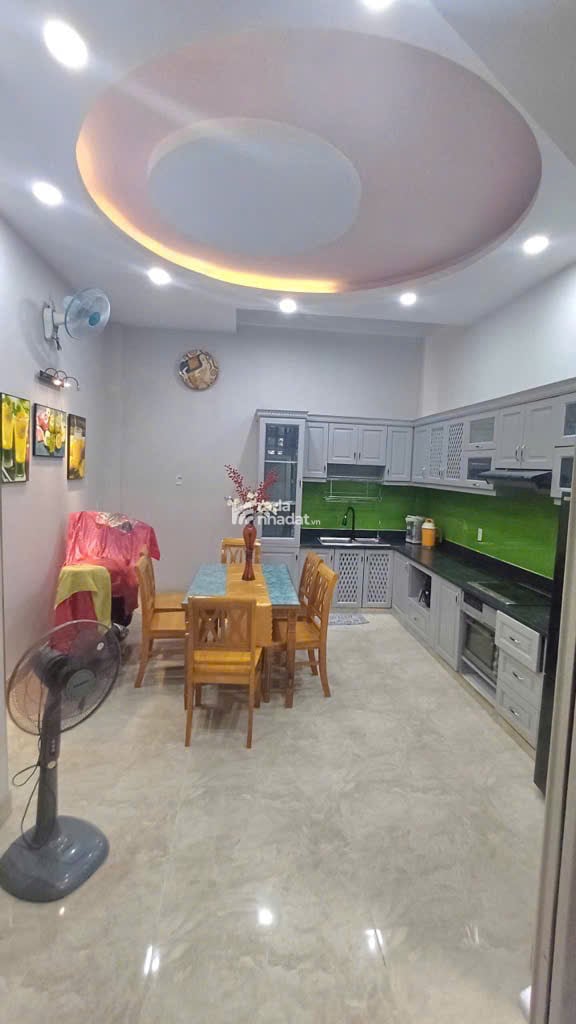 Nhà Phố 4 Tầng 68m2 Sát Ngay Đầu  Đường Thống Nhất P 11 Quận Gò Vấp