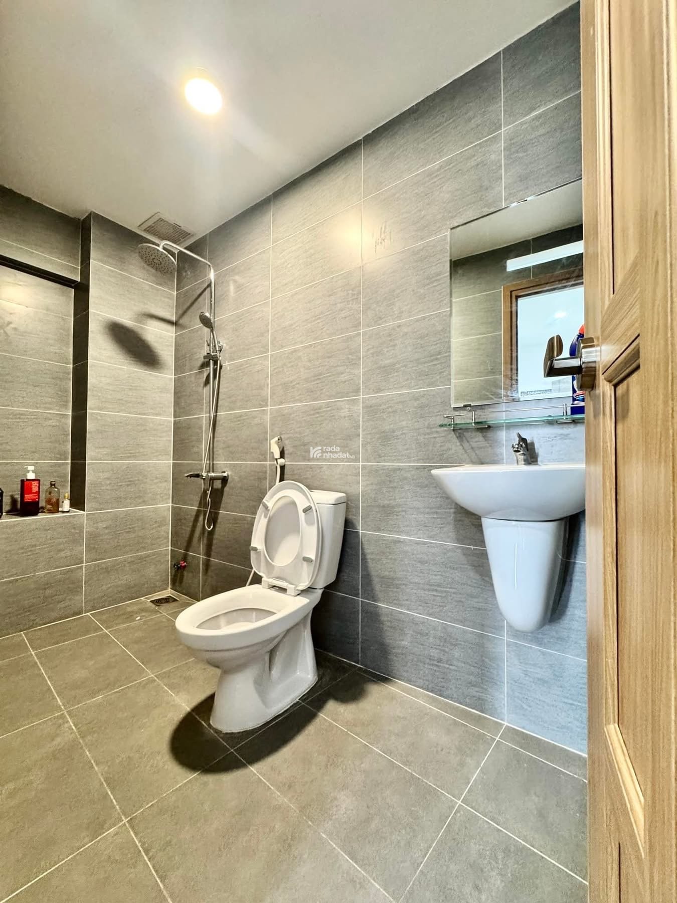 Bán gấp nhà Hoàng Hoa Thám, Phường 5, Bình Thạnh, Giá 2 tỷ 090, Diện tích 65m2