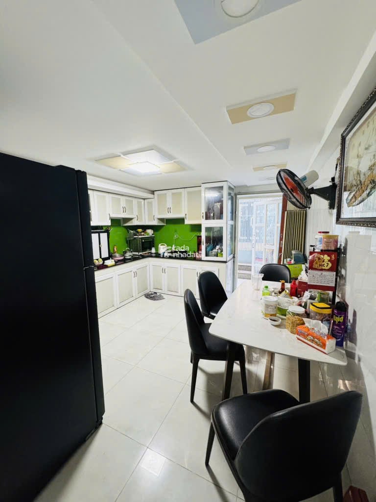 Nhà Hai Mặt Tiền Đường,Ngay Metro Bình Phú,Quận 6 (4 x 18 x 4 Tầng) 13,3 Tỷ TL