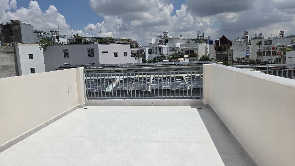 NHÀ 4 TẦNG  MỚI XÂY 100%- HẺM XE TẢI- RA CHỢ VÀI BƯỚC- TẶNG NỘI THẤT CAO CẤP