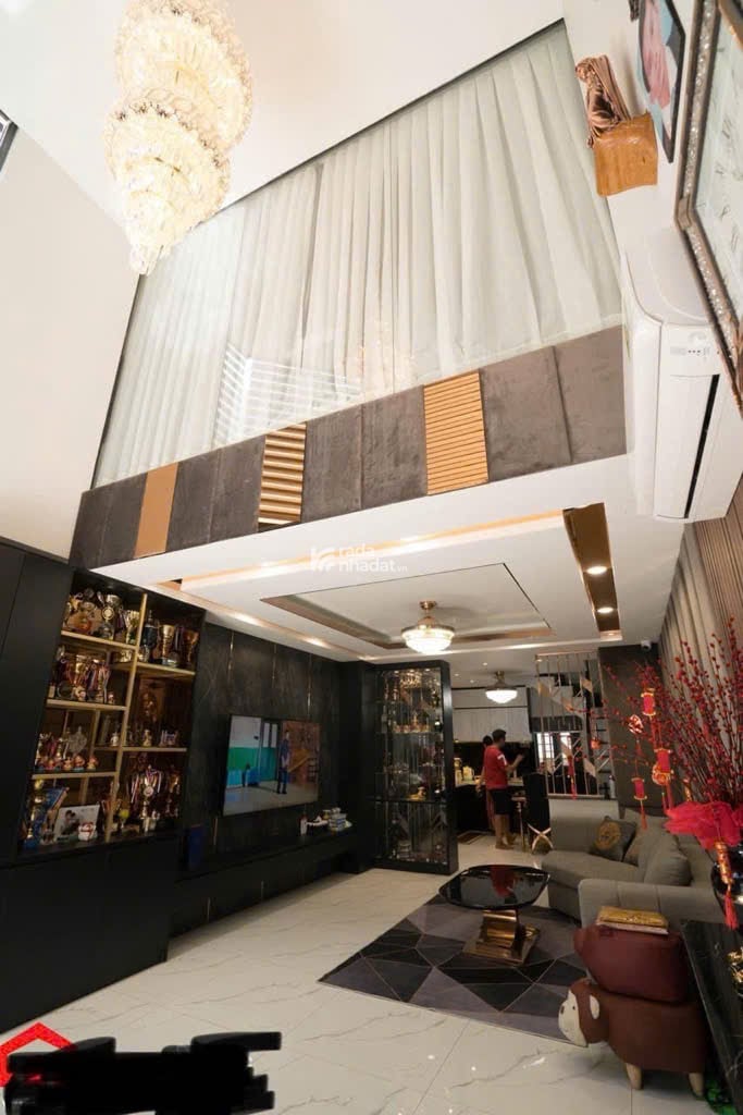 NHÀ ĐẸP 5 TẦNG GÓC 2MT NGUYỄN BẶC - XE HƠI VÀO NHÀ - FULL NỘI THẤT