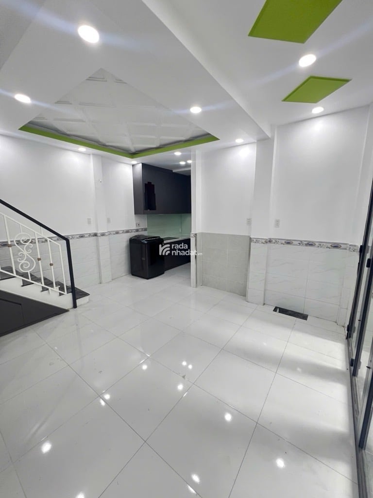 NHÀ ĐẸP 2 TẦNG BTCT FULL NỘI THẤT, NỞ HẬU SÁT HẺM XE HƠI, TRẦN XUÂN SOẠN Q7, GIÁ 3,89 TỶ