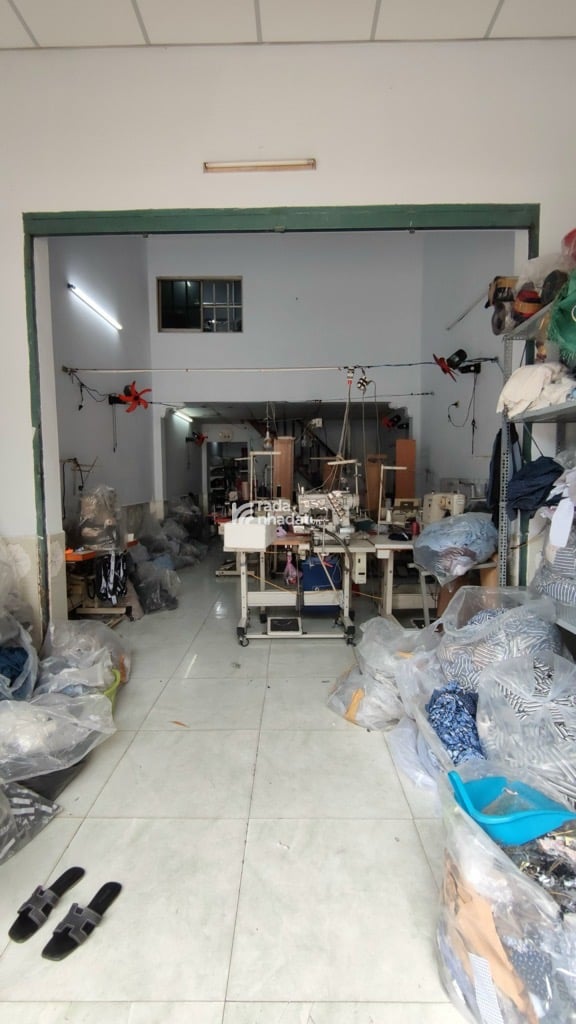 Bán nhà lầu đường số 9 BHH Bình Tân 