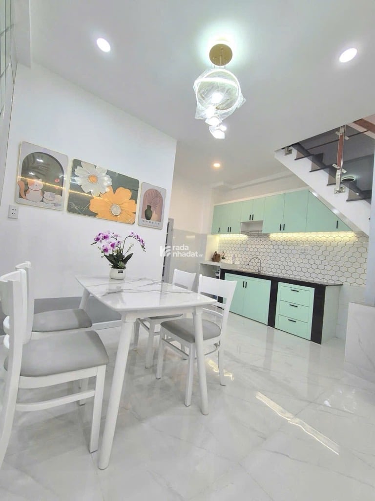 NHÀ MỚI ĐỒNG ĐEN-BÀU CÁT DIỆN TÍCH 4.27. 2 TẦNG GIÁ 4TY6 Kết cấu : dt 4,2m x 7m