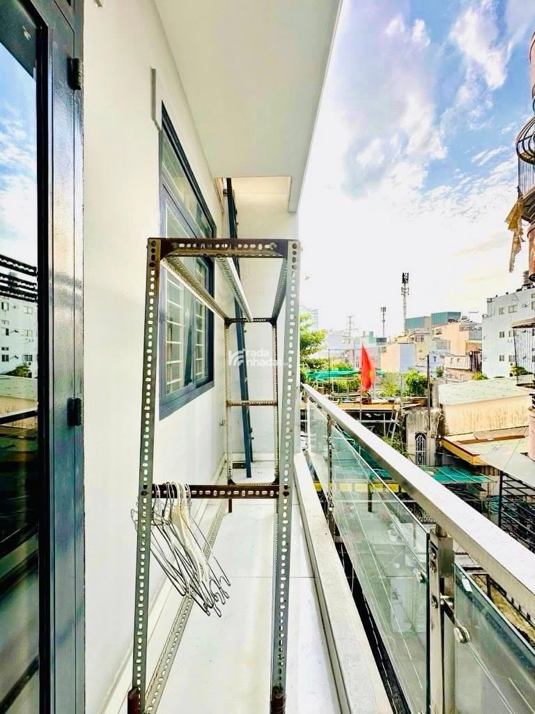 GIÁP LUỸ BÁN BÍCH - HXH - NHÀ ĐẸP 52M NGANG 4.5 - 3 TẦNG - 3PN TẦM 5.X