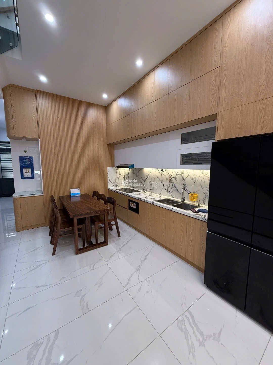  Bán Nhà 3 Tầng Đường 2 Tháng 9 Diện Tích 95m2. Nhà Mới Hoàn Thiện Đủ Nội Thất