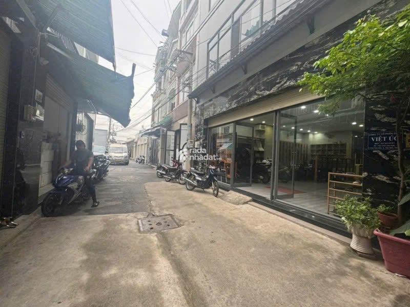 HẺM 1 SẸC,PHÚ THỌ HOÀ,TÂN PHÚ,KHU CHỢ VẢI (4m x 16m x 4 TẦNG) 8.9 TỶ TL