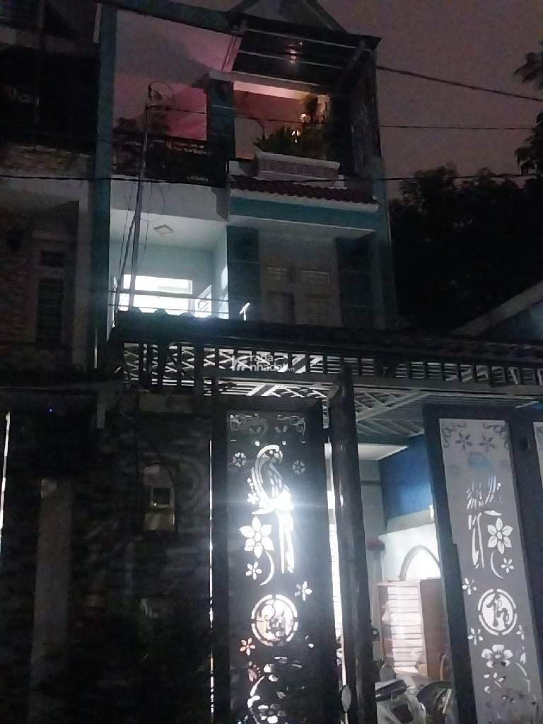 NHÀ NGAY TRƯỜNG HỌC KIM ĐỒNG LIÊN KHU 4 -5 BÌNH TÂN 95m2 CHỈ 6XTY