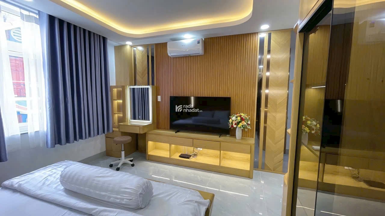 Bán Nhà mới đẹp 343 Tô Hiến Thành Q10 DT(6.5x26m) Hầm 5 tầng Giá chỉ 29.5tỷ