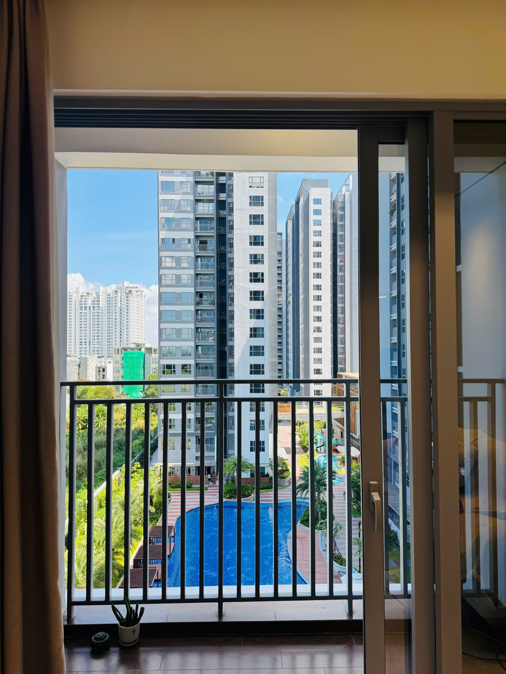 bán căn hộ 2PN2WC - 6,6 tỷ - Full NT - Celesta Rise