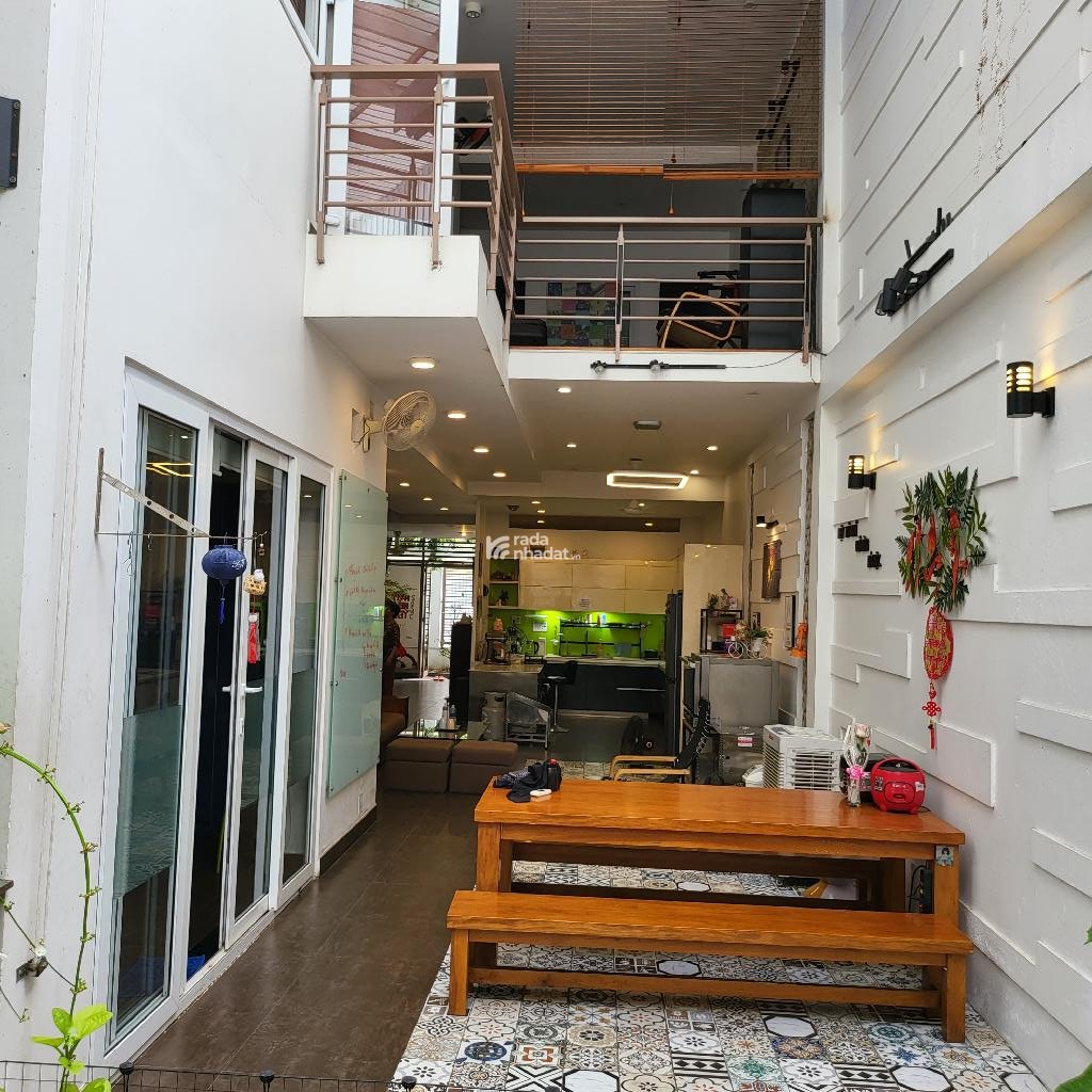 RESORT NGHĨ DƯỠNG - KHU BIỆT THỰ KIỀU ĐÀM- TRẦN XUÂN SOẠN- Q.7-DT:200M2 - 26 TỶ