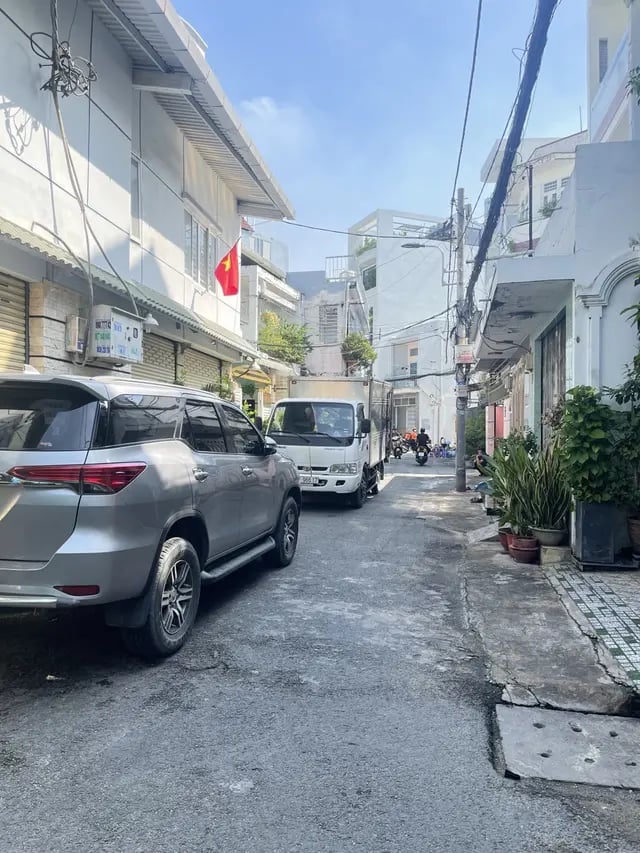 BÌNH THỚI Q11 LUNG LINH, HẺM 6M, 5 TẦNG, 4M X10M - GIÁ NGỌT NGÀO 8.5 TỶ (CÓ TL)