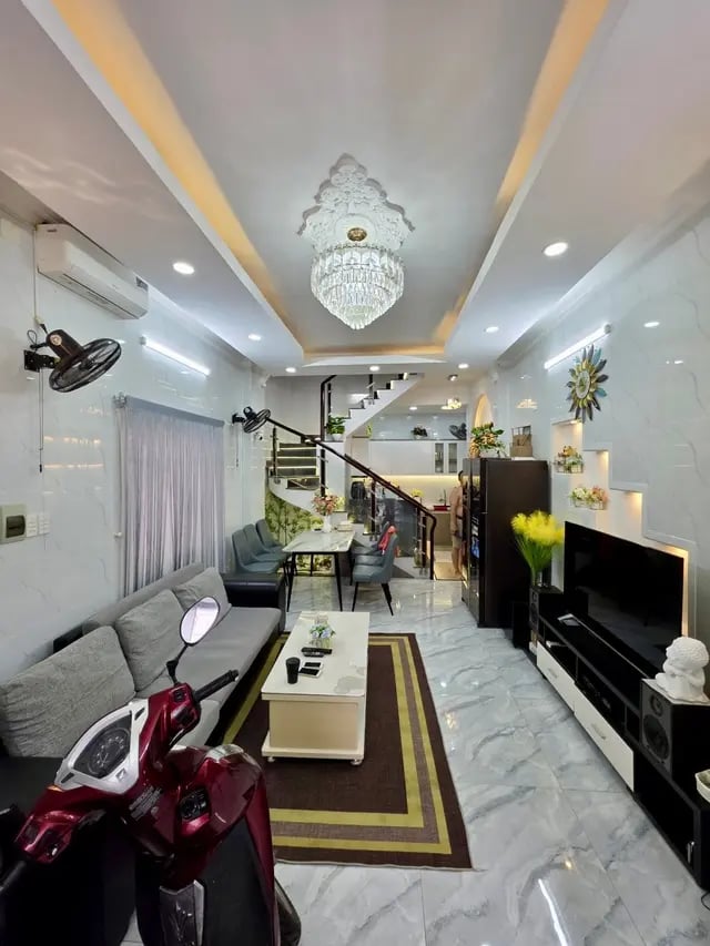 BÌNH THỚI Q11 LUNG LINH, HẺM 6M, 5 TẦNG, 4M X10M - GIÁ NGỌT NGÀO 8.5 TỶ (CÓ TL)