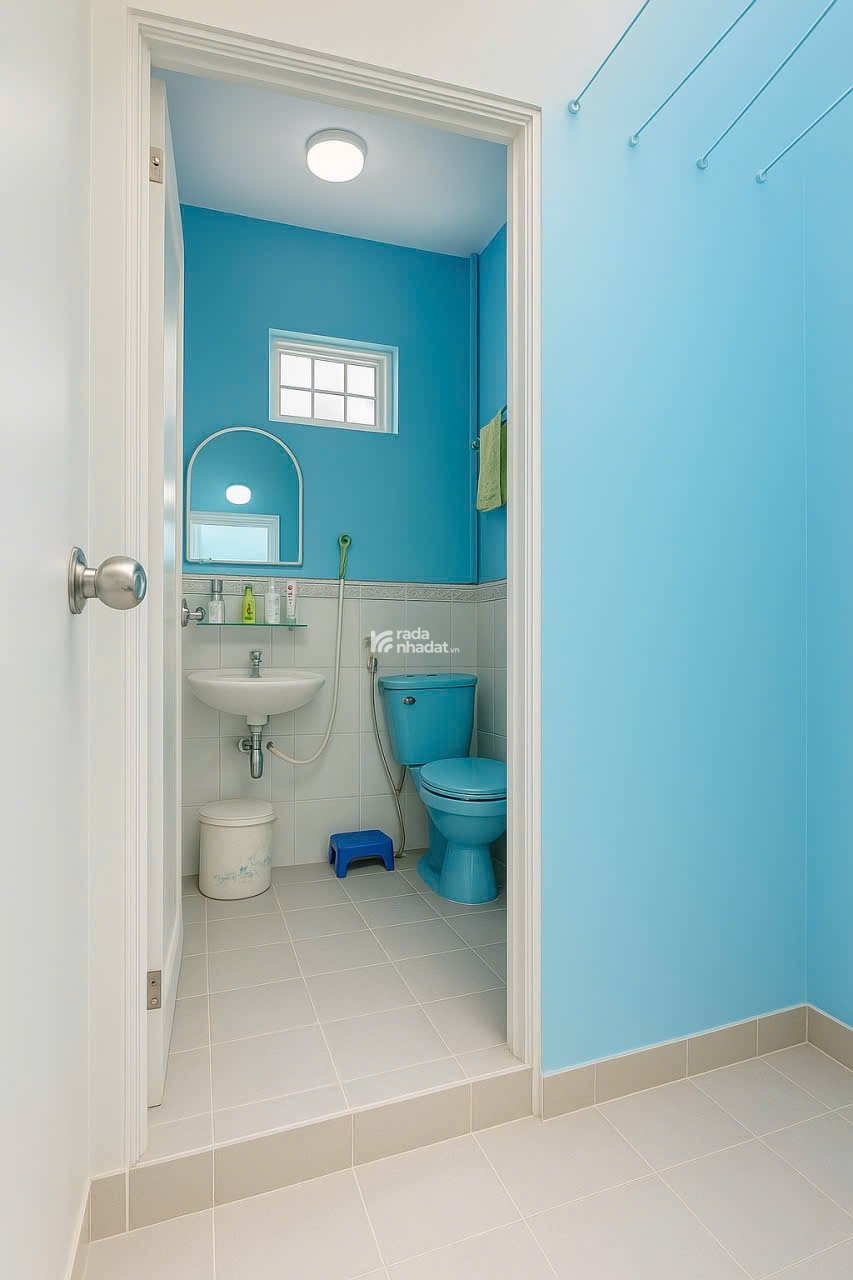 BÁN NHÀ QUẬN 4 HẺM 3M ĐẸP, NGAY TRUNG TÂM