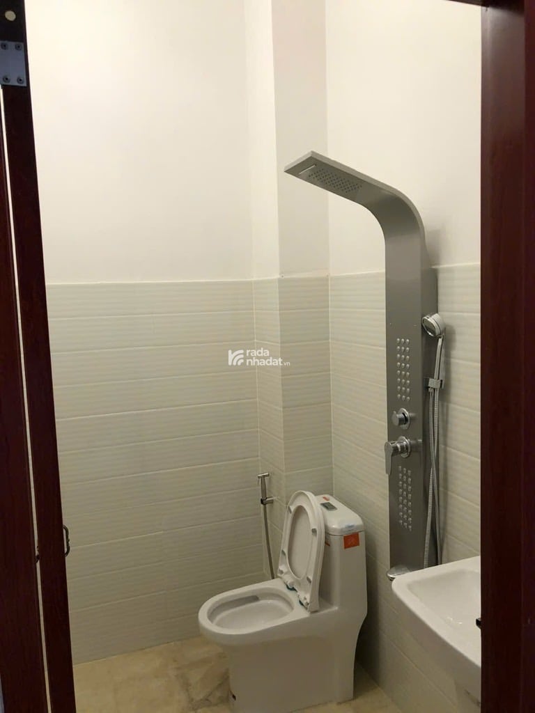 HẺM XE HƠI LƯU CHÍ HIẾU, TÂN PHÚ, CHUẨN 70M2 HIẾM CÓ. GIẢM 550TR CHỈ CÒN 6.6T TL TỐT