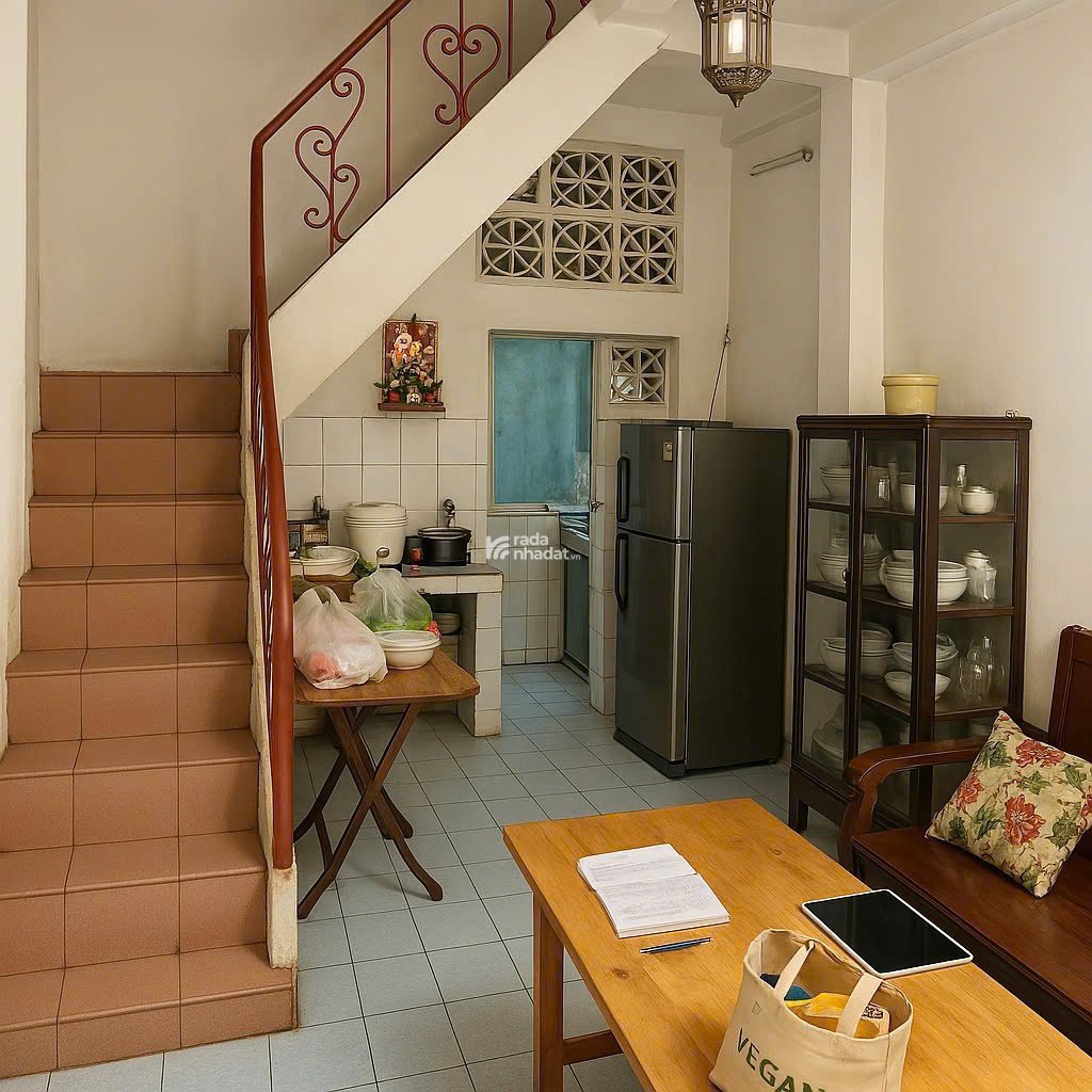 Bán nhà 2 tầng hẻm Tô Hiến Thành, Diện tích vuông vức 3 x 15 m, Giá 5.8 tỷ