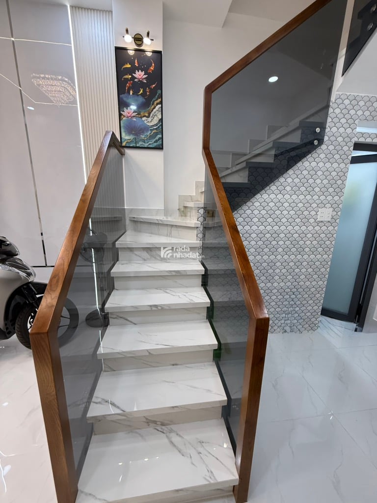 BÁN NHÀ HÀNG HIẾM - VỊ TRÍ VIP KHU BÀU CÁT -NỞ HẬU TÀI LỘC 