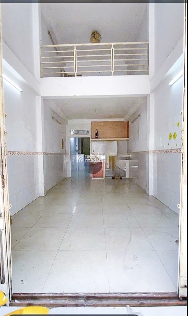 NHÀ 4 TẦNG BTCT - SÁT ĐƯỜNG LẠC LONG QUÂN - TÂN BÌNH - DT 56M2 - NỞ HẬU NHẸ - HẺM XE HƠI 