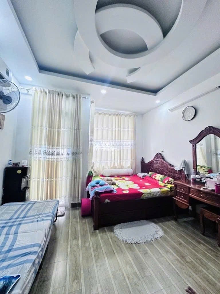 HẺM 1 SẸC,PHÚ THỌ HOÀ,TÂN PHÚ,KHU CHỢ VẢI (4m x 16m x 4 TẦNG) 8.9 TỶ TL