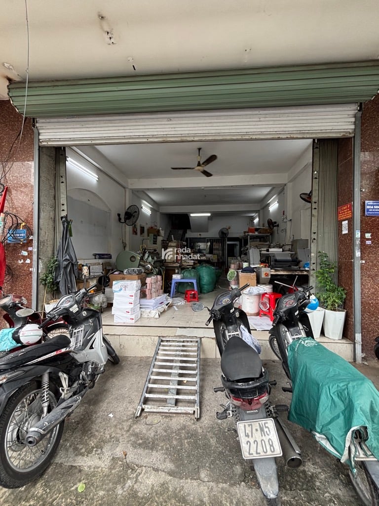 TÂN PHÚ- MẶT TIỀN NGUYỄN SƠN- NGANG LỚN 6M-DT: 111M2- 29 TỶ