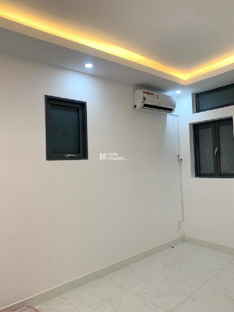 HẺM XE HƠI SÁT NHÀ, NI SƯ HUỲNH LIÊN, TÂN BÌNH, 2 TẦNG CÓ KC Ở NGAY. GIẢM 350TR CHỈ 2.79T TL 