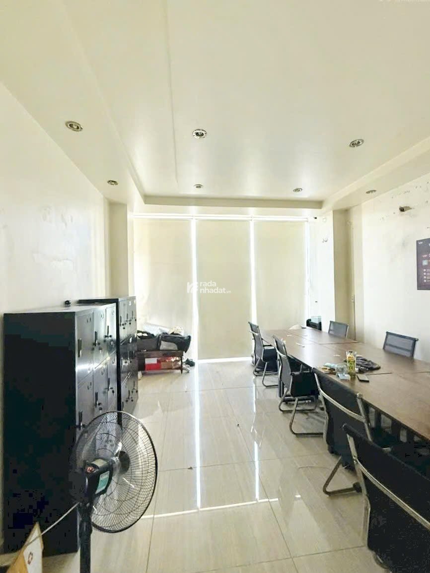 MBKD Hoàng Sa, Q3. 192m2. 1 Trệt 3 Lầu suốt. Kinh doanh đa ngành nghề. Chỉ 30tr