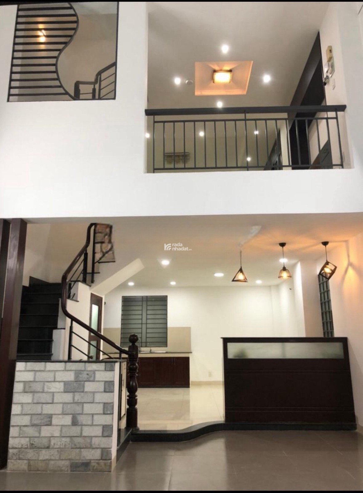 Nhà đẹp 5 lầu bán gấp, hẻm ô tô, đường Trần Thị Trọng, P. 15, Tân Bình, chỉ 7 tỷ TL