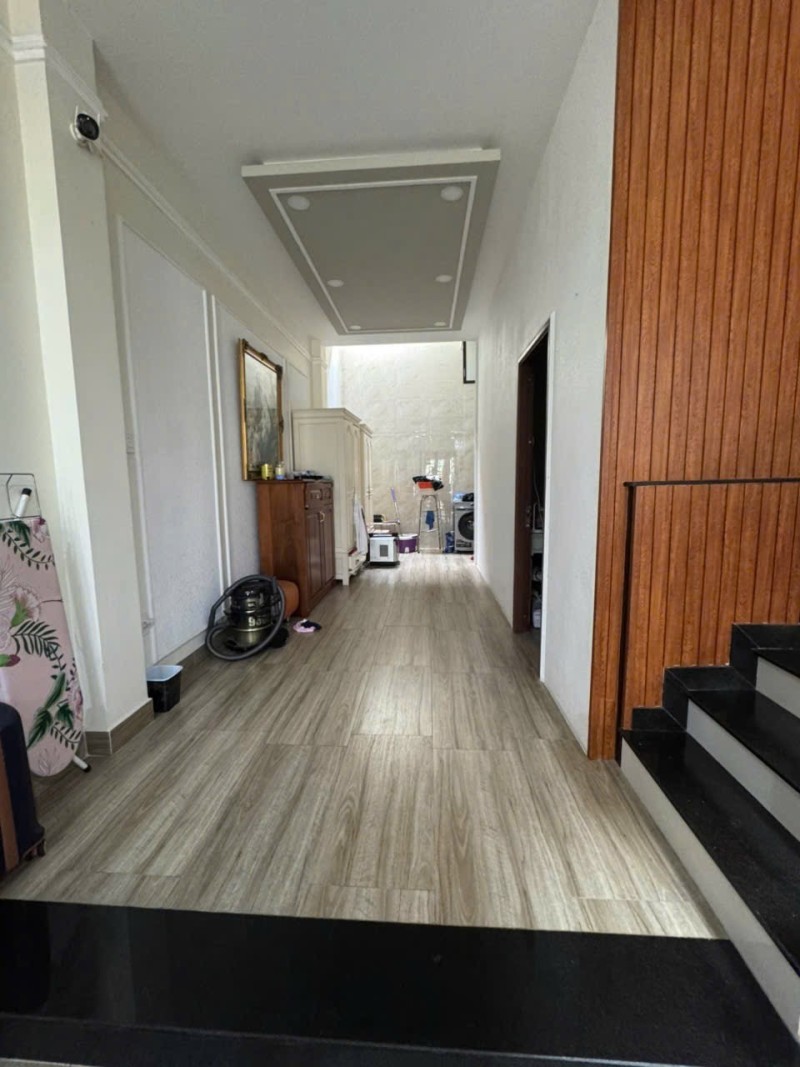 Biệt Thự Phú Hữu 4 Tầng - 98m2 - Sát Cao Tốc & Global City. Giá 9.X Tỷ
