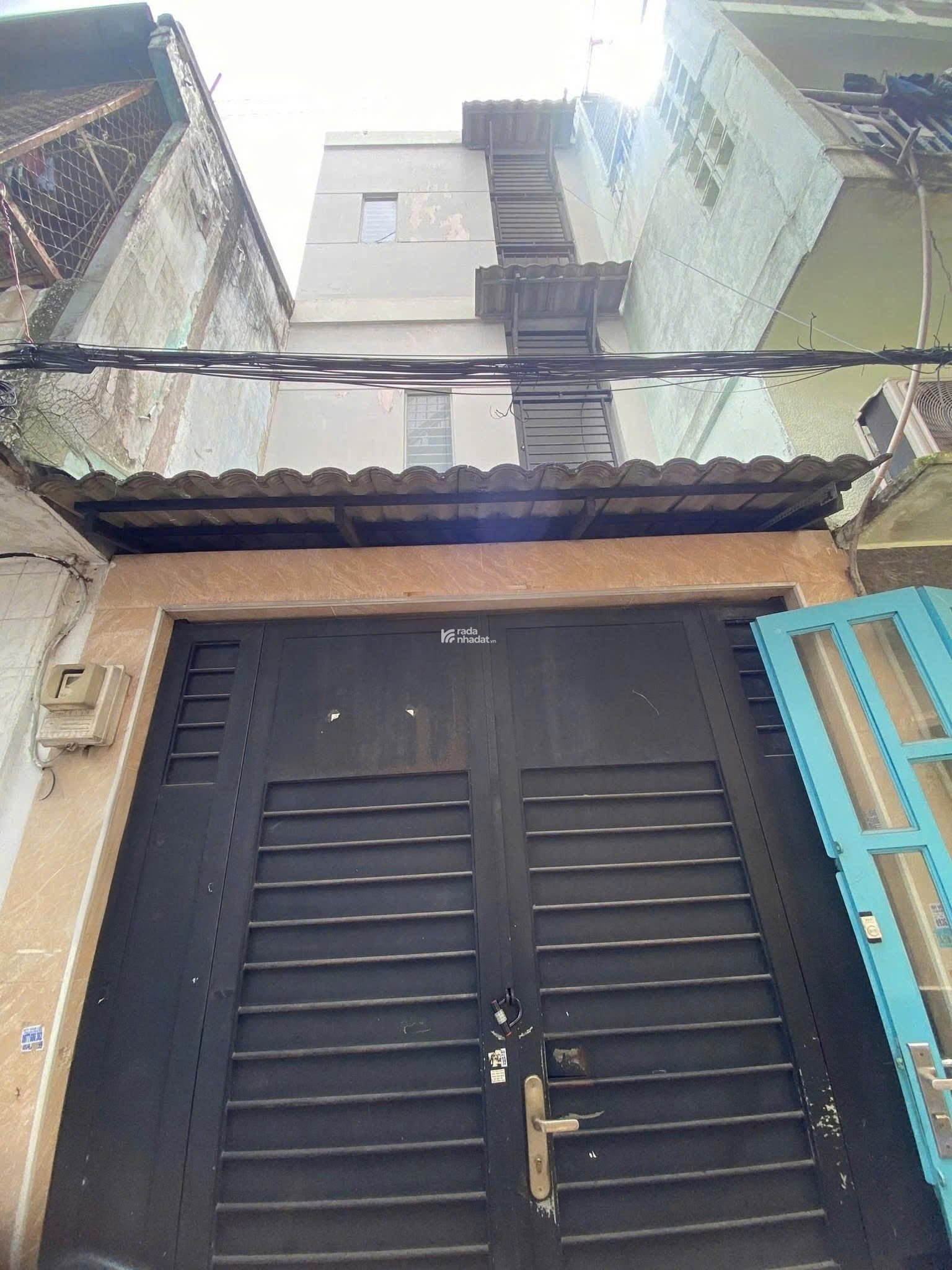 Kẹt vốn bán gấp nhà 3 tầng Bùi Thị Xuân Quận 1, hẻm 4m thông, SHR giá 4 tỷ 150 TL