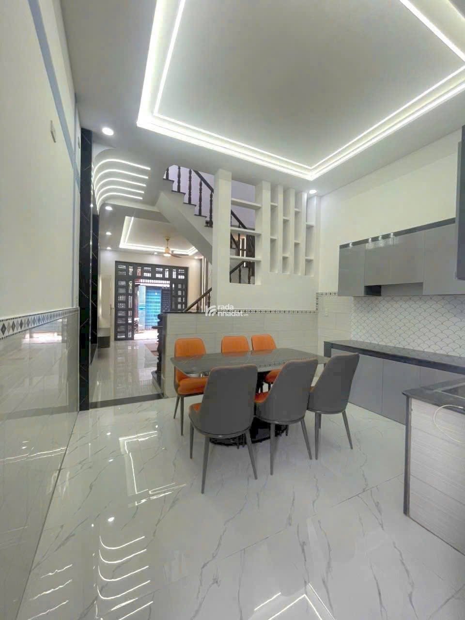 Kẹt vốn bán gấp nhà 3 tầng Bùi Thị Xuân Quận 1, hẻm 4m thông, SHR giá 4 tỷ 150 TL