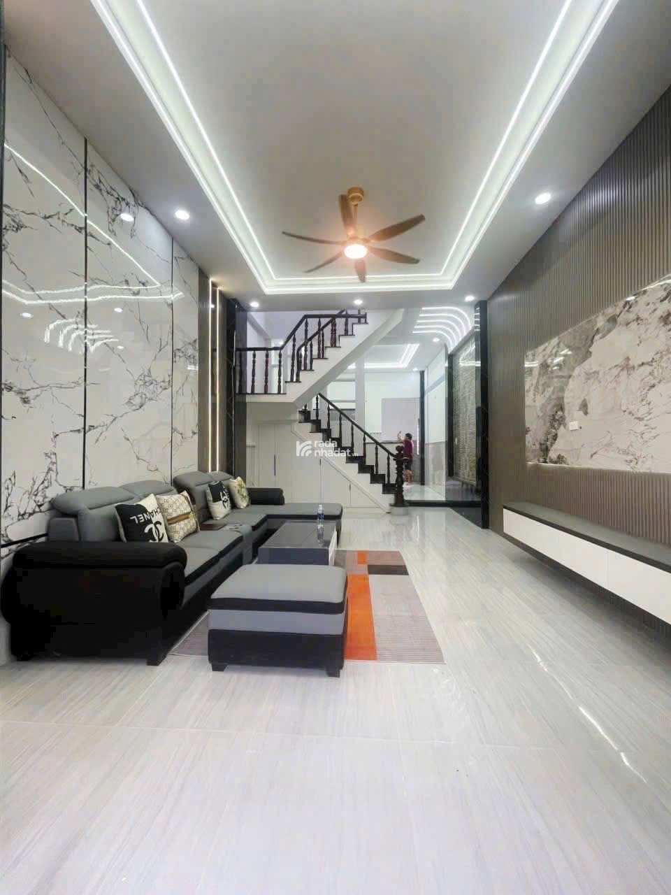 Kẹt vốn bán gấp nhà 3 tầng Bùi Thị Xuân Quận 1, hẻm 4m thông, SHR giá 4 tỷ 150 TL