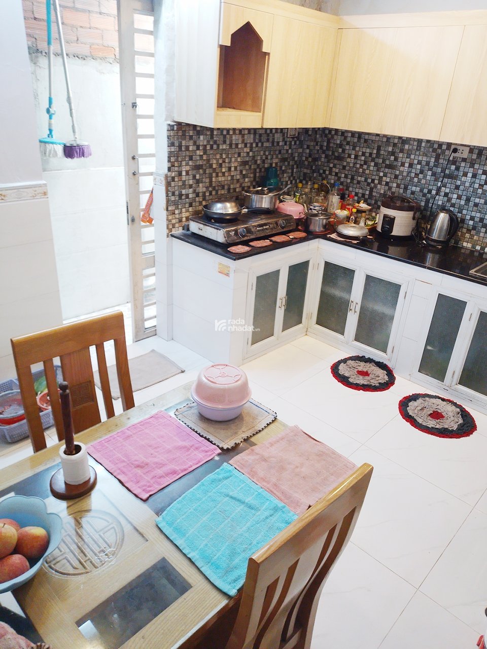 Cho thuê nhà 1 trệt 1 lầu 96 m2 full nội thất hẻm 766 QL13 gần ngã tư Bình Phước, Thủ Đức 