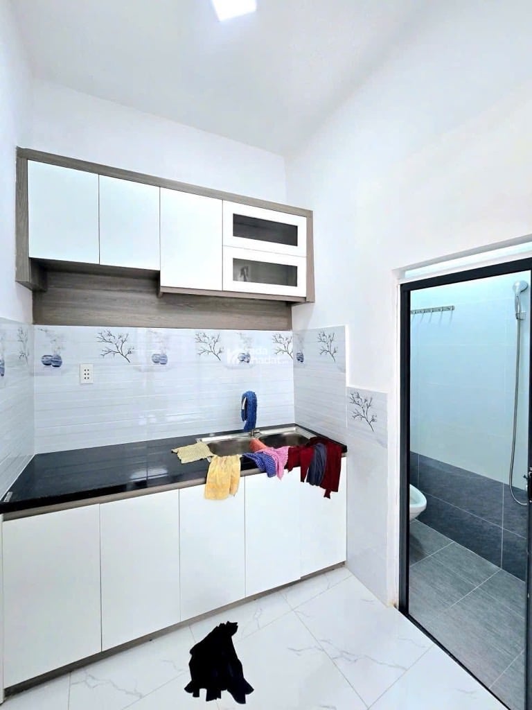 BÁN NHÀ HẺM 1645 HUỲNH TẤN PHÁT, P. PHÚ THUẬN, QUẬN 7, 20M2, KHÔNG QH