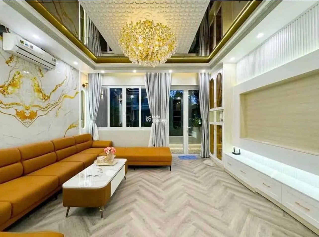 Chính chủ bán biệt thự mini 3 tầng khu cao cấp QL1A Tân An SHR Giá chỉ 2 tỷ 7 86m2