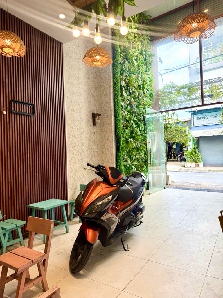 IÊU PHẨM 4 TẦNG- KHU VIP NHÀ LẦU - GẦN NGÃ TƯ BỐN XÃ - GIÁP TÂN PHÚ - Q6 -Q11
