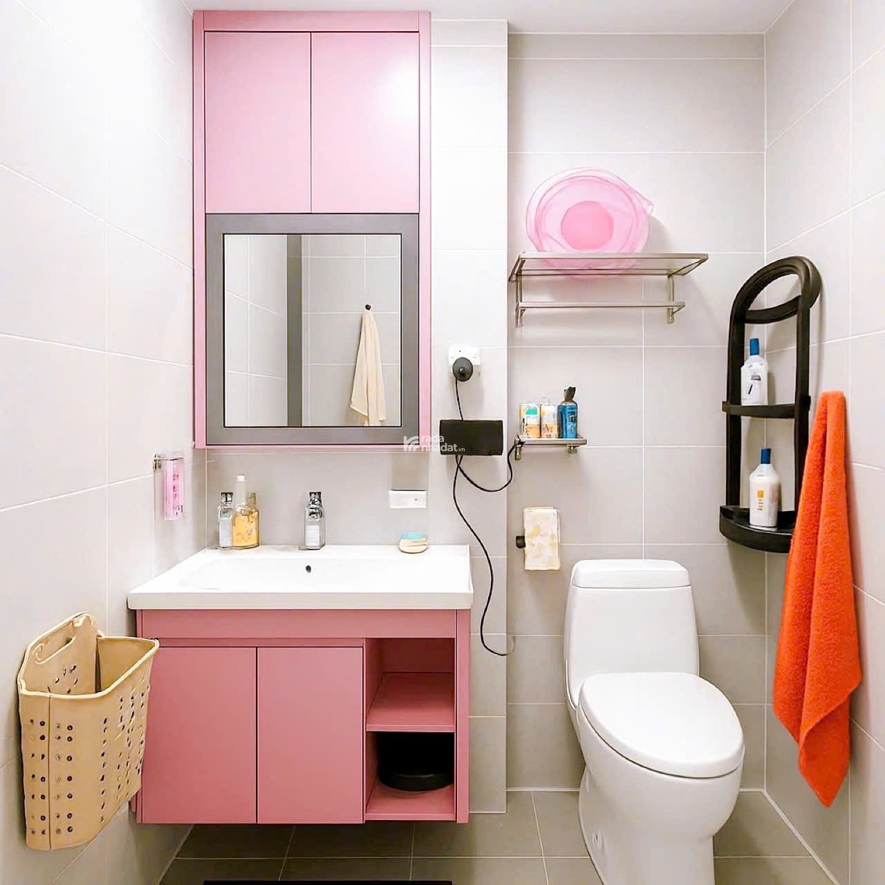 Nhà đẹp giá mềm Hẻm Ô tô Lê Văn Sỹ - Quận 3 - 6.5 x 5 m - 5 Tầng - 8.9 tỷ