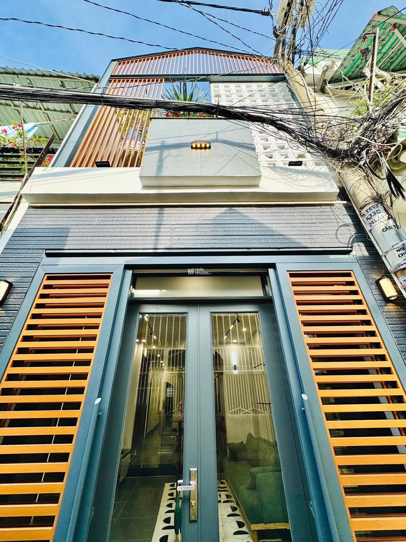 Chủ cần bán nhà Đường Nguyễn Thiện Thuật Quận 3 ,70m2 Giá 3ty450 lh Vân