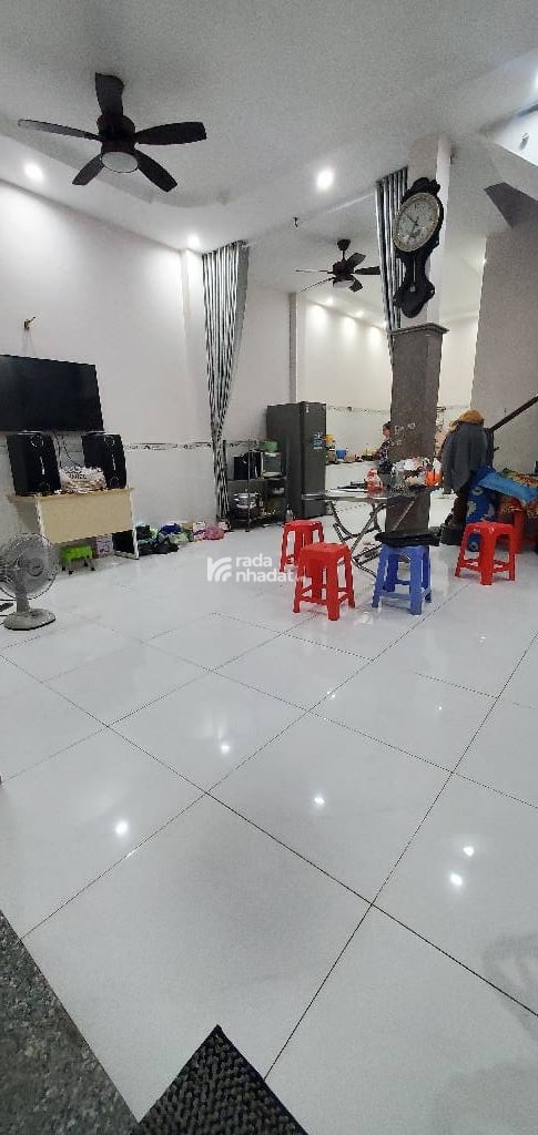 Bán Nhà - Ngang Khủng 6m - Quận 8 - Hẻm Xe Hơi -  90m2 -  5 Phòng - chỉ 6ty6