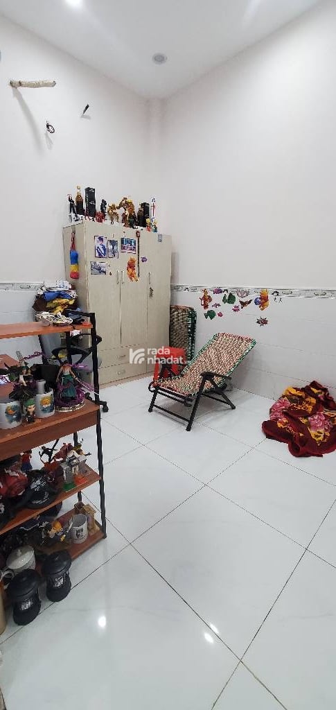 Bán Nhà - Ngang Khủng 6m - Quận 8 - Hẻm Xe Hơi -  90m2 -  5 Phòng - chỉ 6ty6