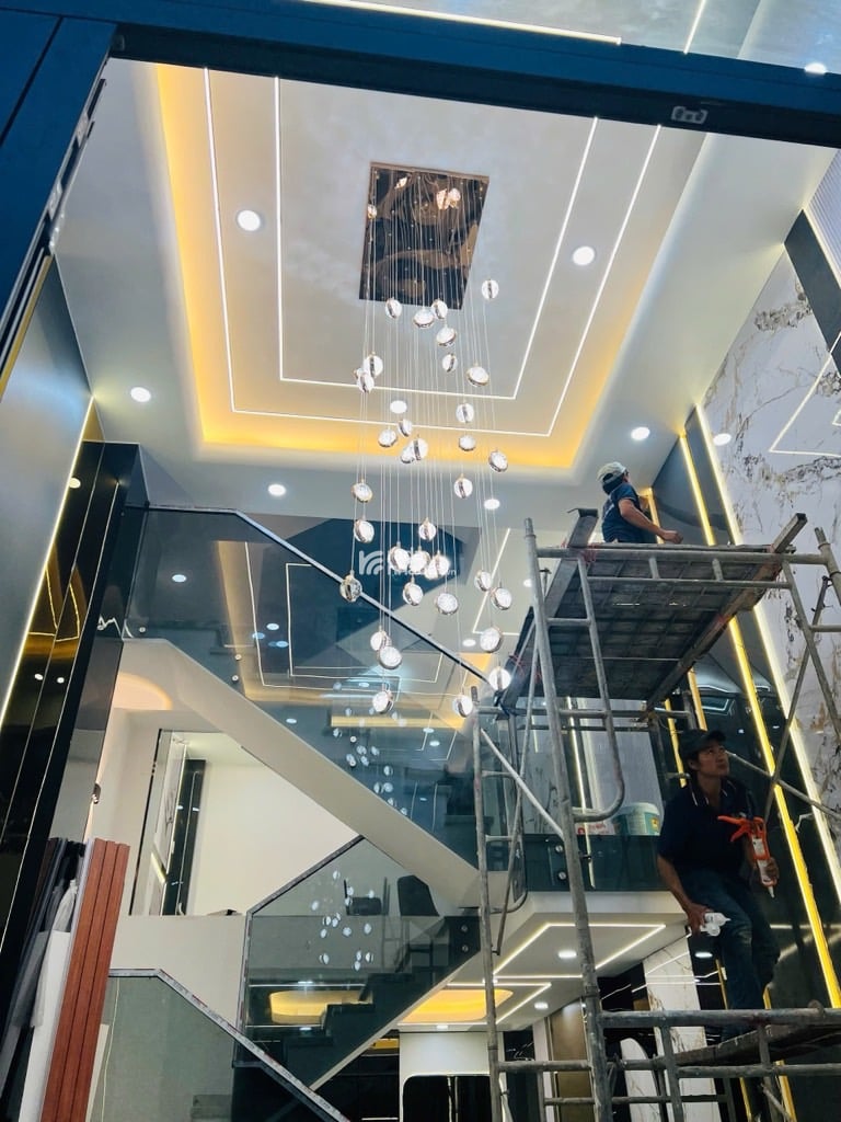NGAY HƯƠNG LỘ 2 - BÌNH TÂN - SÁT MẶT TIỀN ĐƯỜNG LỚN- DT: 4*12M- 6 TỶ 750