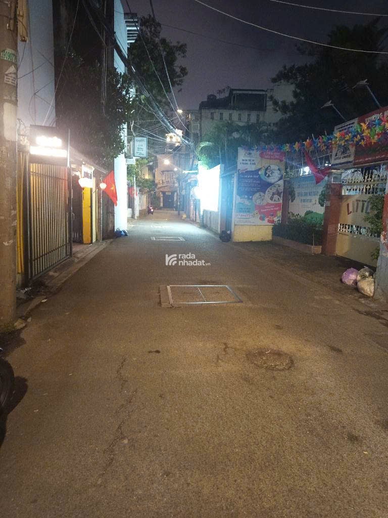 Nhà Thật - Đẹp 5 Tầng - Xe Hơi Ngủ Trong Nhà Gần Mặt Tiền Hoàng Văn Thụ - Phú Nhuận