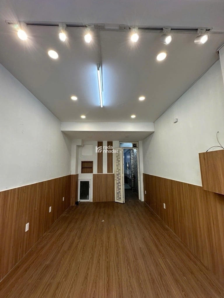 Nhà 5 Tầng 9PN 9WC, 2 Mặt Hẻm Âu Dương Lân Q8, Dòng Tiền 30Tr/Th, 8 Tỷ ( TL )